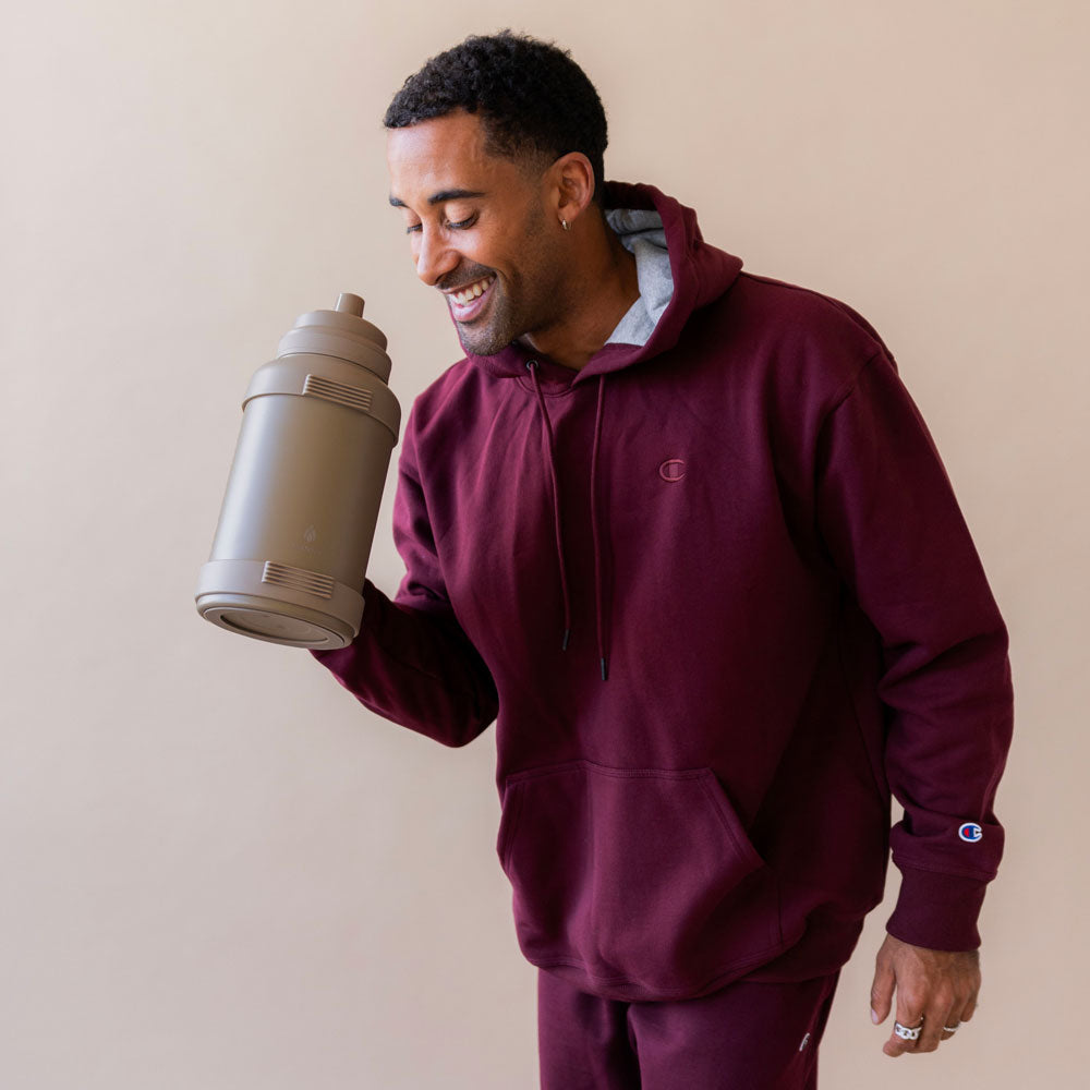 78-oz-titan-bottle-pastel-collection-k4 32_Manna_Website_Lifestyles_Titan_Darker_2.jpg