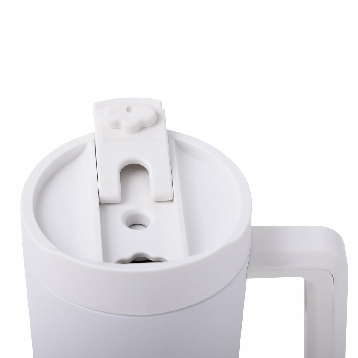 40-oz-top-tumbler-z8 CoreHome_MannaHydration_Whites_Raw-51.jpg