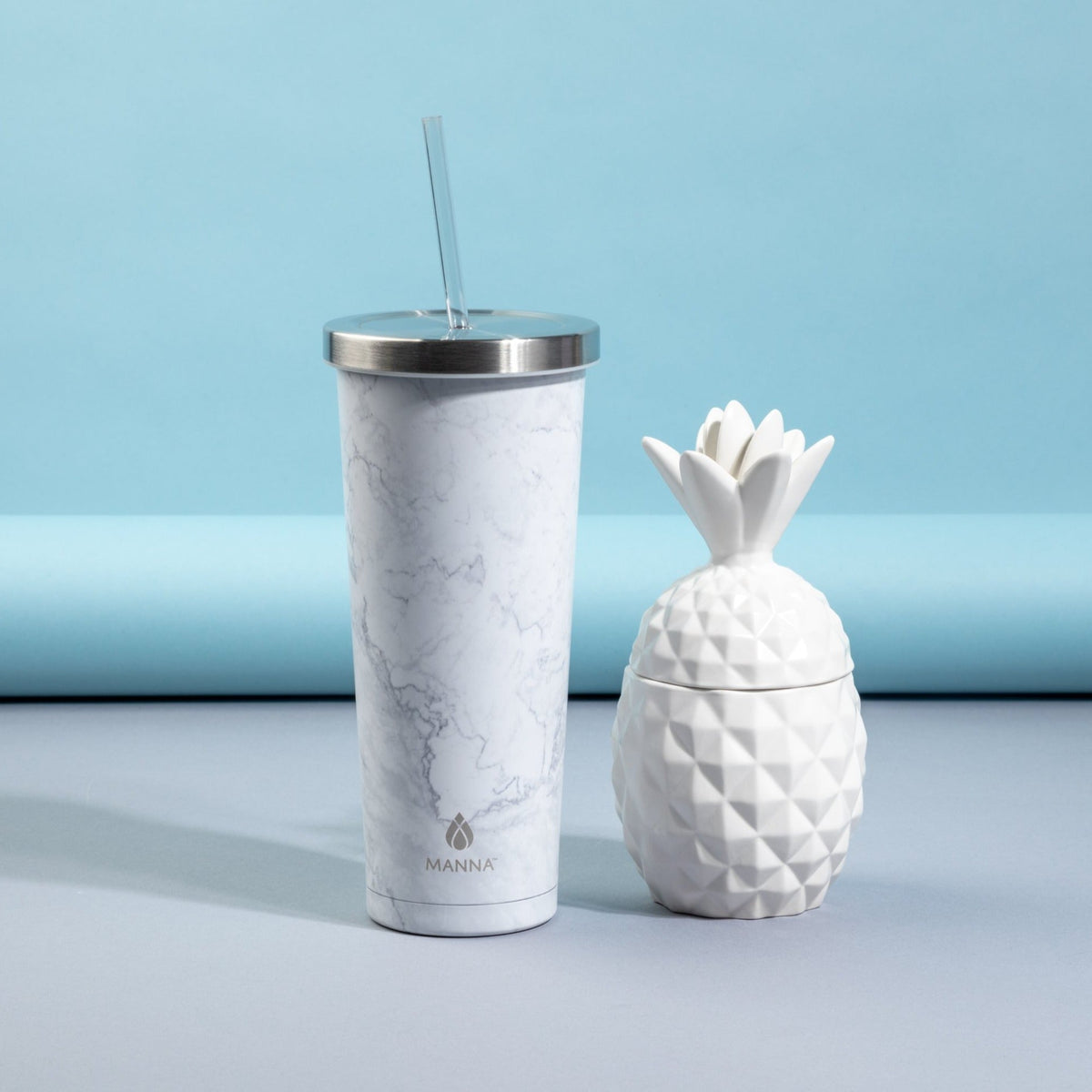 24-oz-marble-chilly-tumbler-m1 MAN_Website_Chilly_Tumbler_L_07.jpg
